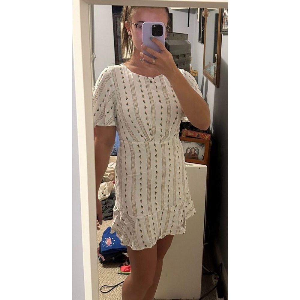 Forever 21 Floral Mini Dress in size small